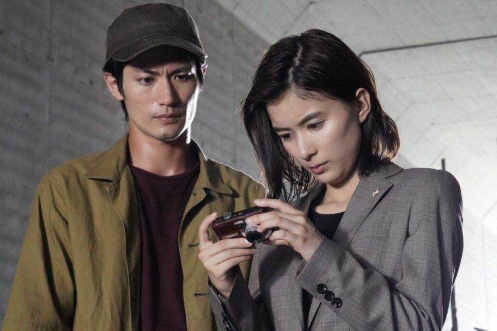 今夜の『TWO WEEKS』 三浦春馬が芳根京子の過去を知るも信用できず… - エンタメ - ニュース