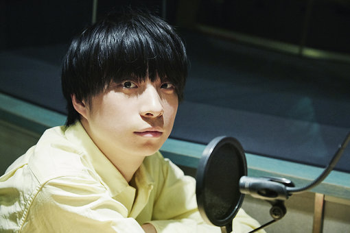 尾崎世界観が「ひとり」を救う理由。孤独や悲しみも笑えるように | CINRA