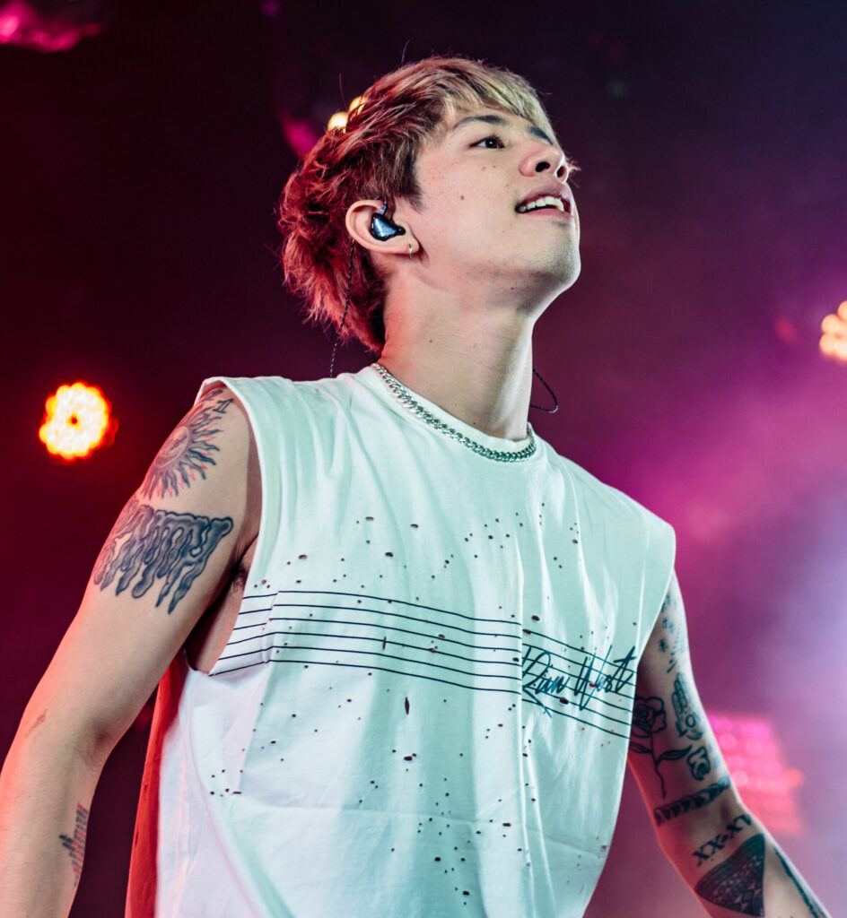 Taka (ONE OK ROCKのメンバー) - Wikipedia