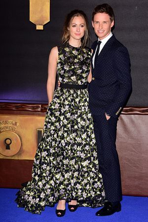 エディ・レッドメイン、テイラー・スウィフトとの熱愛説を否定。 | Vogue Japan