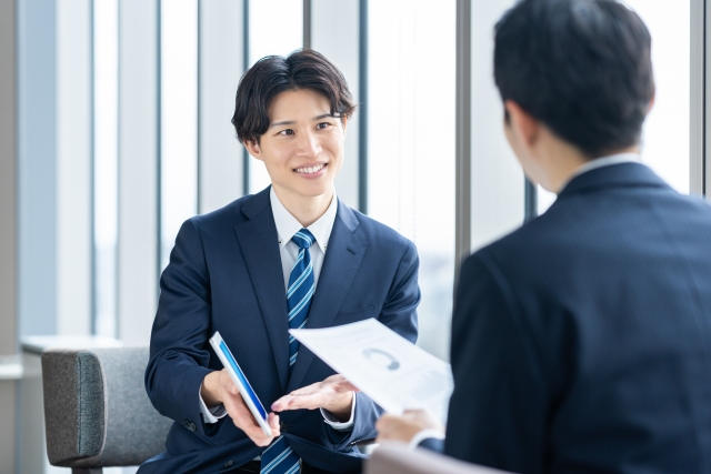 重盛さと美の歴代彼氏7人目:一般男性(千鳥ノブ似・音楽関係会社員)(2018-2019年頃〜現在)信憑度|★★★★★