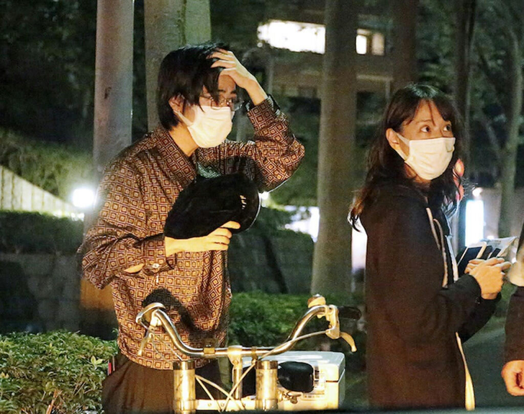 フォトギャラリー2枚目 戸田恵梨香＆成田凌 セブ島旅行の「ラブラブ写真」 | FRIDAYデジタル