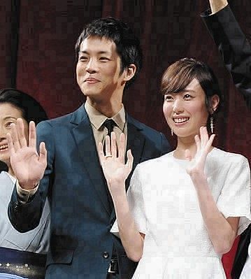 戸田恵梨香は松坂桃李の裸体を絶賛「まさかそこまで出しちゃうんだ」共演映画『エイプリルフールズ』