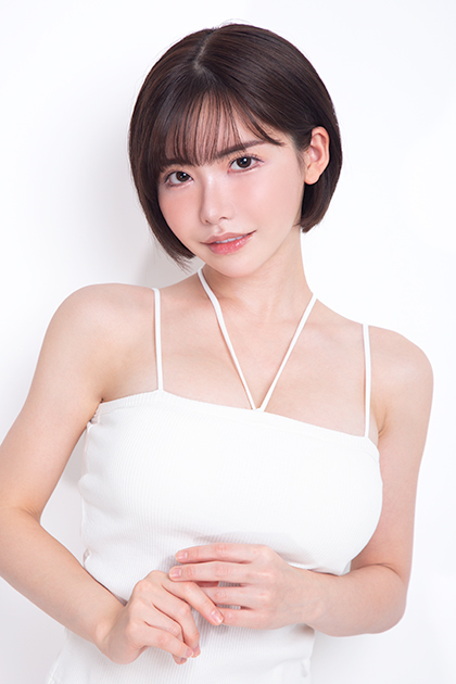 深田えいみ | モデルプロダクション マインズ