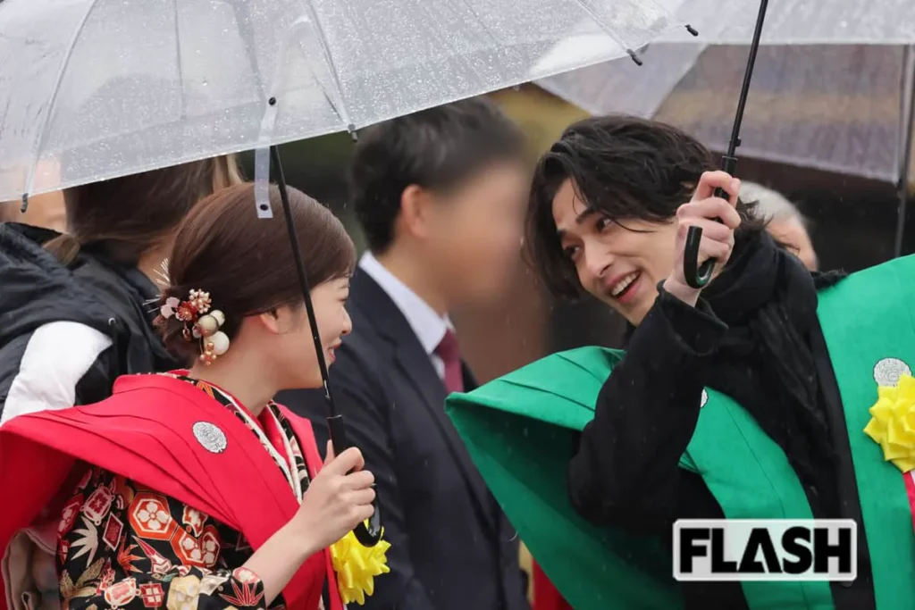 画像・写真4/14)小芝風花、小関裕太と同棲報道で “きっかけ” 疑われた「顔よせツーショット」
