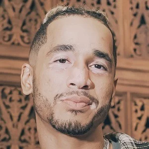 Mikey Foster - Age, Bio, Family | Famous Birthdays