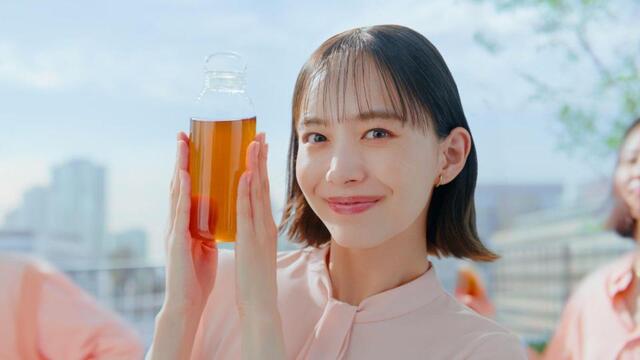 井桁弘恵 ２０代最後の年の目標は４７都道府県制覇の旅行「これまでは海外旅行が好きで」新ＣＭで軽快