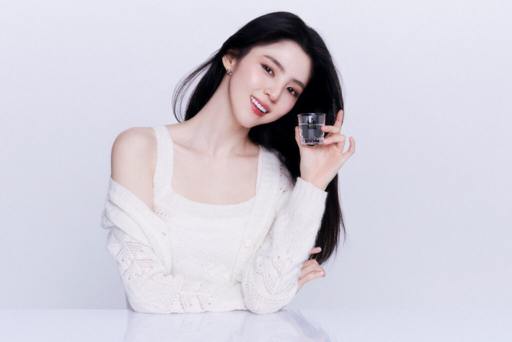 韓国焼酎「チョウムチョロム/スナリ」のアンバサダーに韓国の人気⼥優”ハンソヒ”さんが就任！｜
