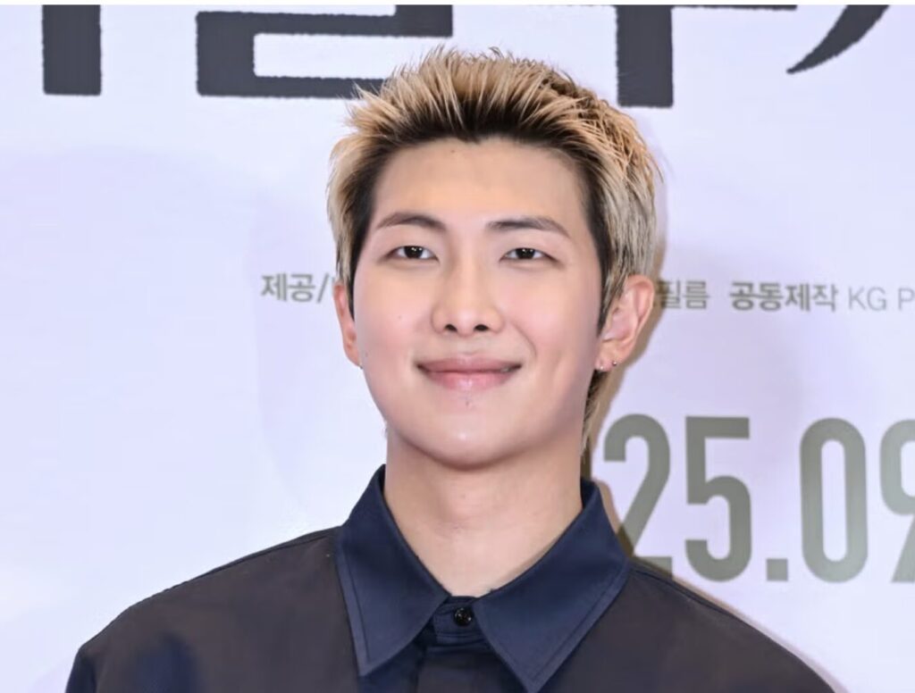 カリナの歴代彼氏4人目:RM(2023年11月頃/SNSでの共通点・音楽の趣味)|信憑度★☆☆☆☆