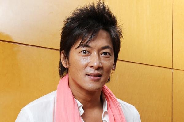 細川茂樹 “家電”オタを主人公に初の書き下ろし小説『それでも僕は結婚したい』を刊行 | 女性自身
