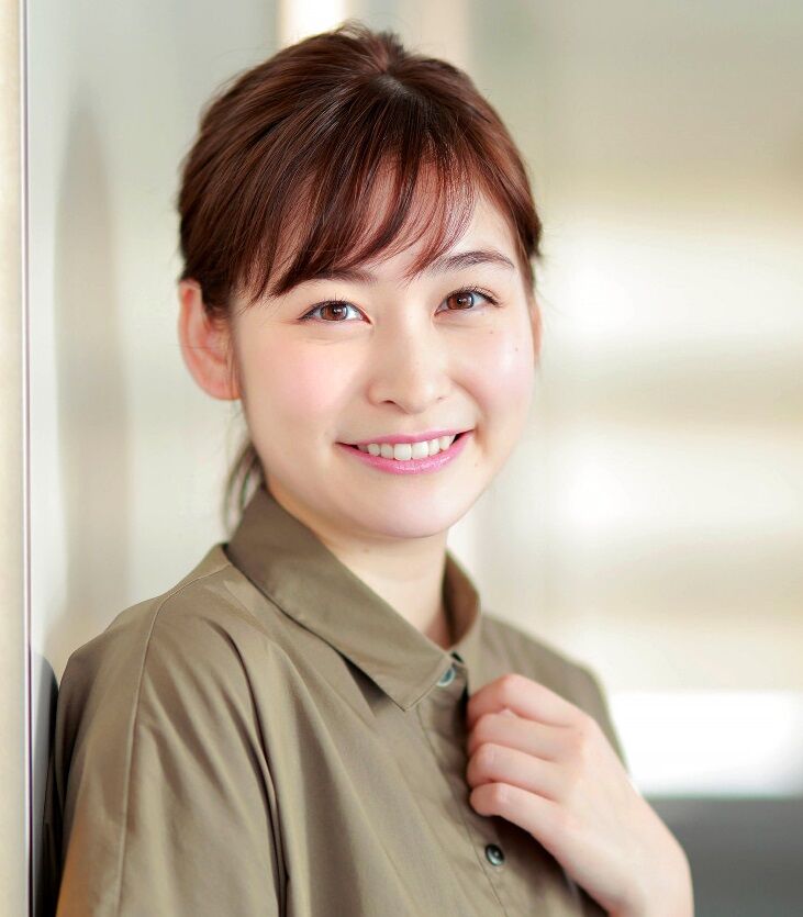 急性腸炎の岩田絵里奈アナ、笑顔で「スッキリ」復帰「しっかり休みまして、元気モリモリです」 - スポーツ報知