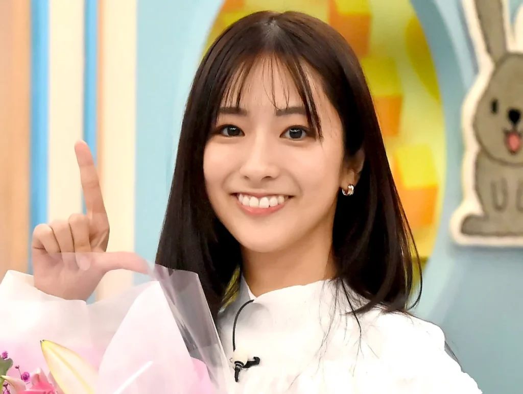 TBS・田村真子アナ、純白ウエディングドレス姿披露に反響「結婚式?ですか?」「プリンセスすぎる」「美し