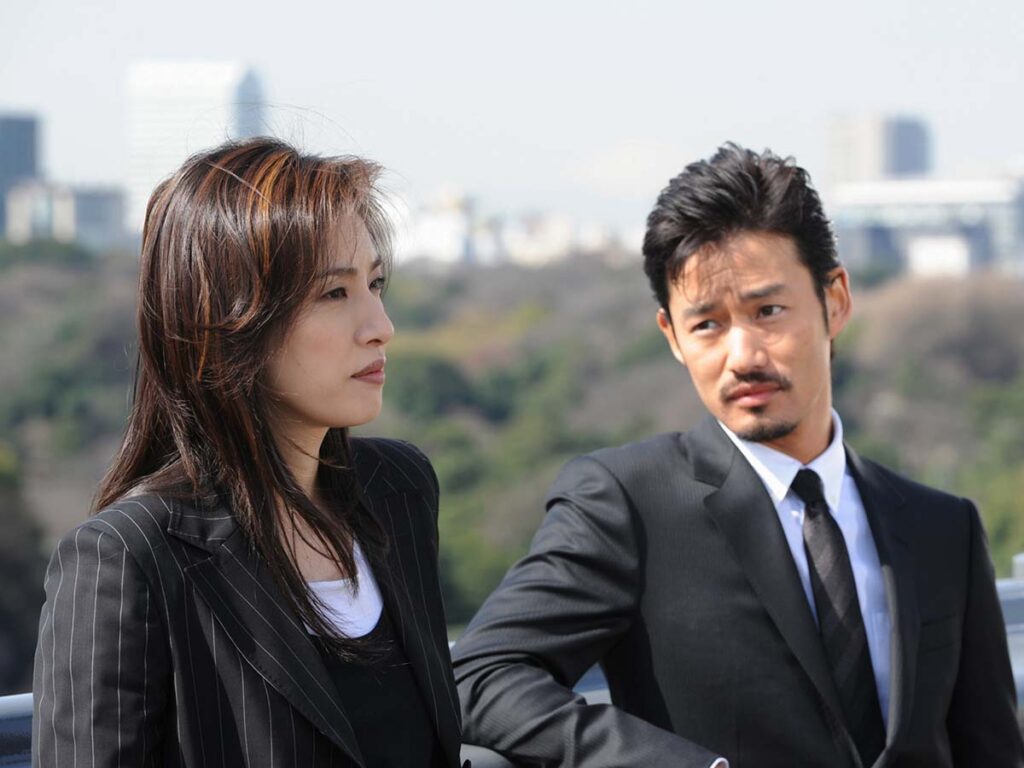 竹野内豊と天海祐希の軽快な掛け合いが魅力の刑事ドラマ「BOSS」｜スカパー！: スポーツ＆音楽ライブ、