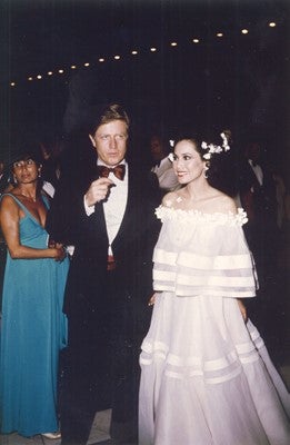 44年前の 美しい思い出が蘇りました♡ | デヴィ夫人オフィシャルブログ Powered by Ameba
