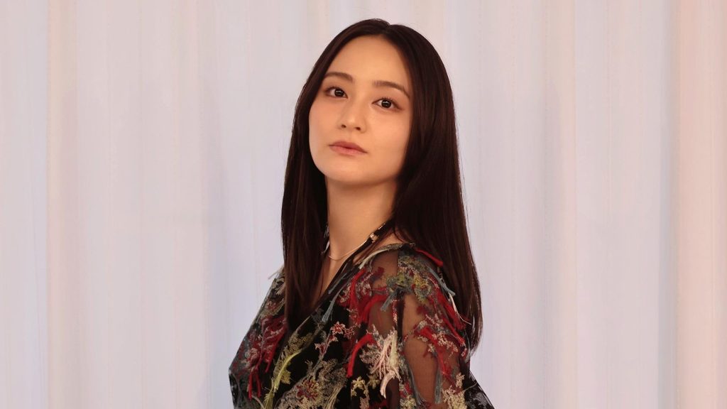 岡田結実、私が結婚した理由と初舞台への覚悟「逃げない自分になりたい」（島田薫） - エキスパート - Yahoo!ニュース