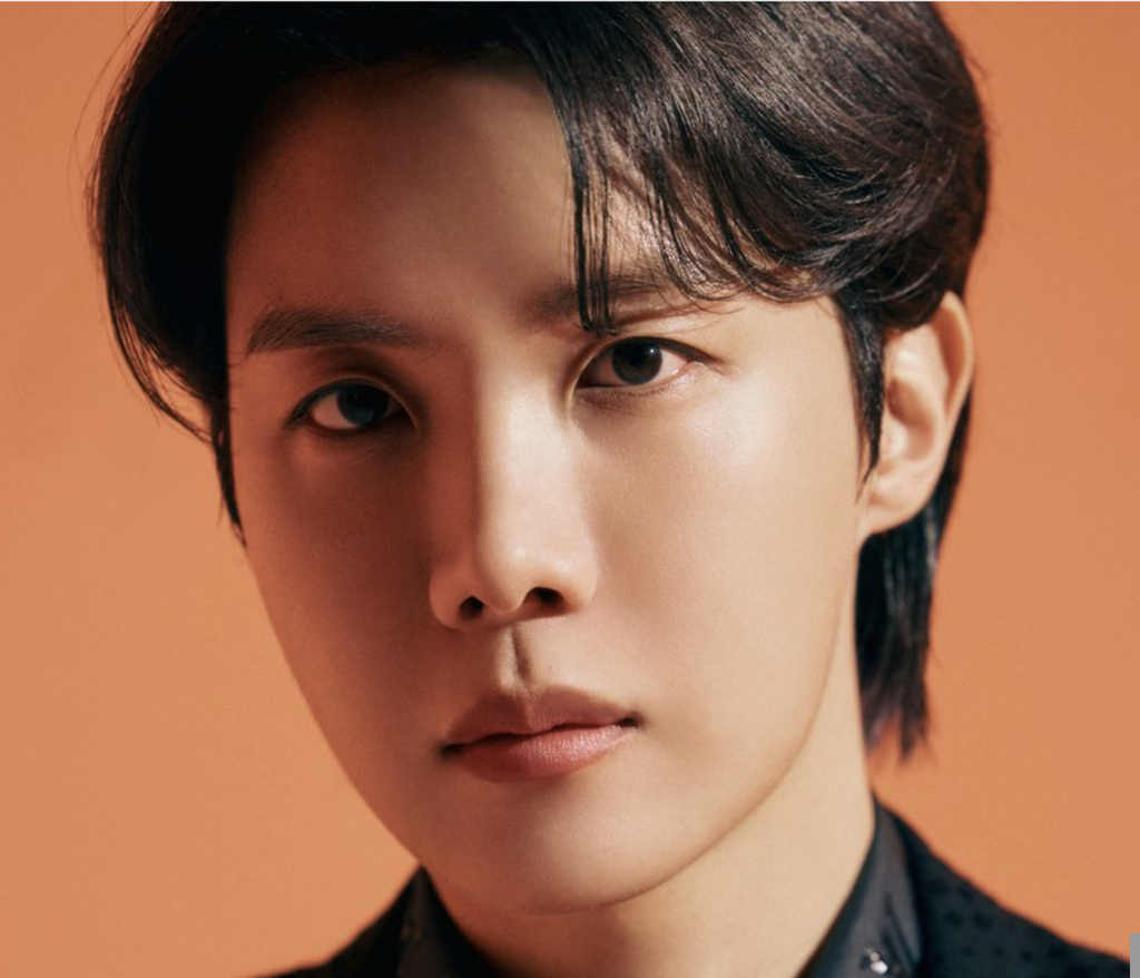 ロゼの歴代彼氏6人目：J-HOPE（2022年頃）｜信憑度★☆☆☆☆