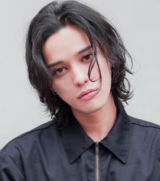 池田エライザの歴代彼氏1人目：バトシン・タカアキ（2014年頃