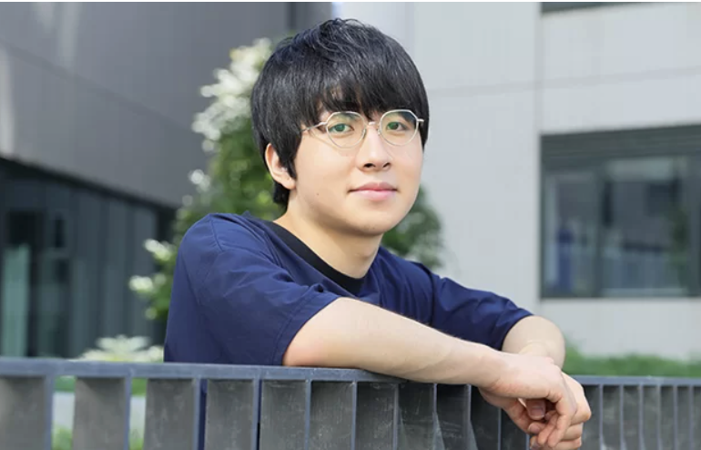 上白石萌歌の歴代彼氏6人目：崎山蒼志（2021年頃／ラジオ共演）｜信憑度 ★☆☆☆☆