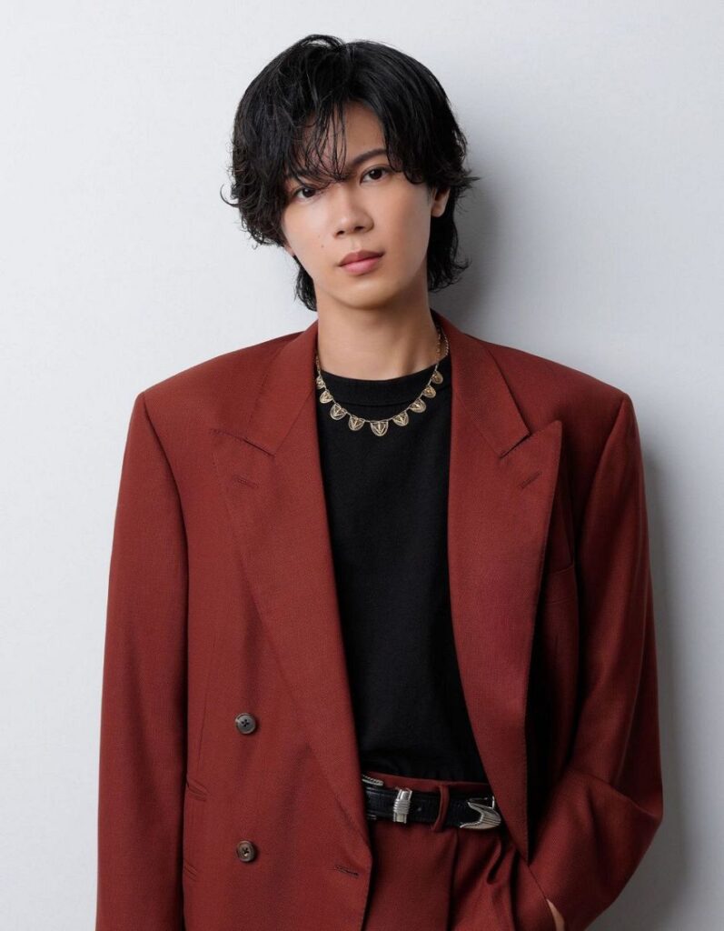 神宮寺勇太のプライベート写真公開にファン歓喜「おデコ出てる…めっちゃ好きやねん」