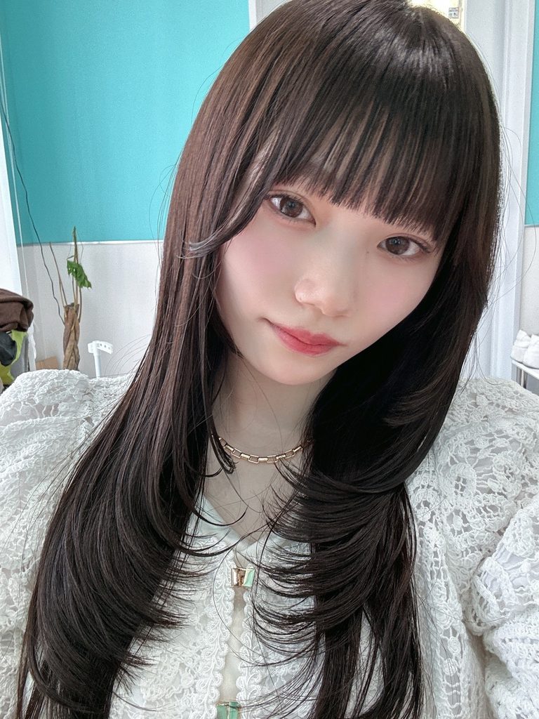 岡本姫奈さんの「少しの変化に気づいてくれる人が好き。 #hinadaniblog #岡本姫奈 #リアグリありがとう」
