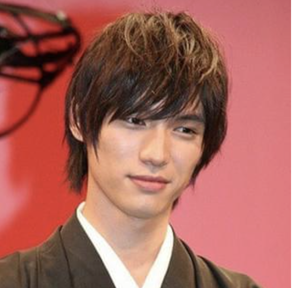 堀田真由の歴代彼氏8人目:福士蒼汰(2023年頃/ドラマ共演)|信憑度 ★★☆☆☆