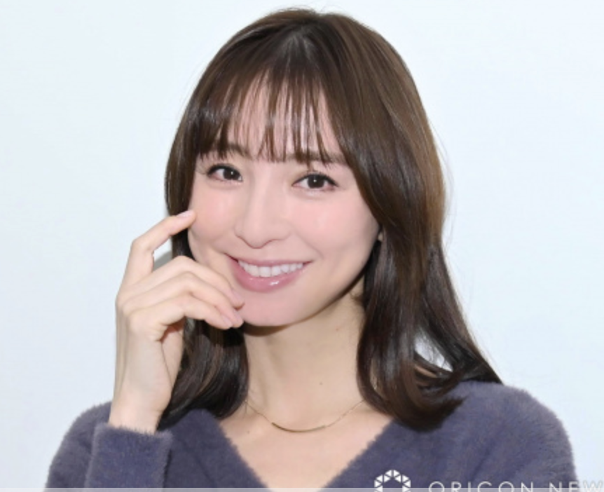 篠田麻里子のプロフィールと経歴