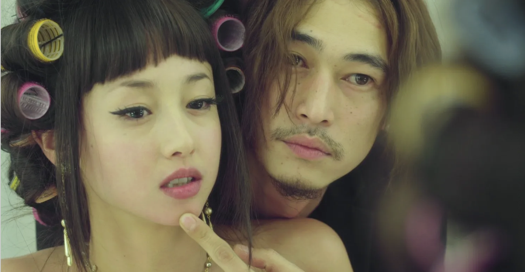沢尻エリカの歴代彼氏7人目:窪塚洋介(2012年頃/映画共演と噂) | 信憑度★☆☆☆☆
