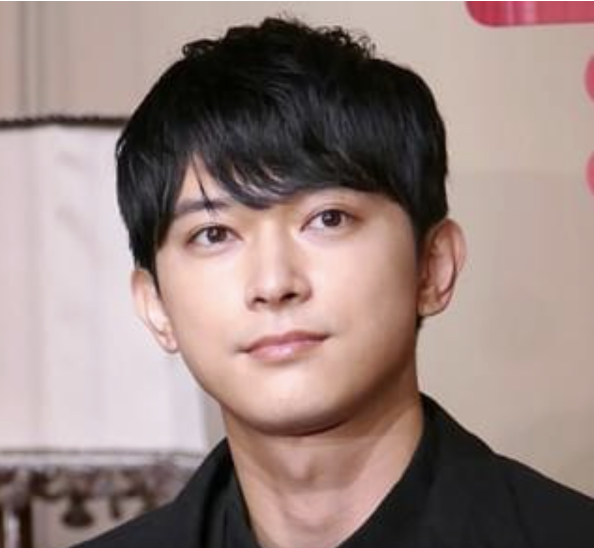 沢尻エリカの歴代彼氏8人目:吉沢亮(2018年頃/映画での恋人(猫)役) | 信憑度★☆☆☆☆