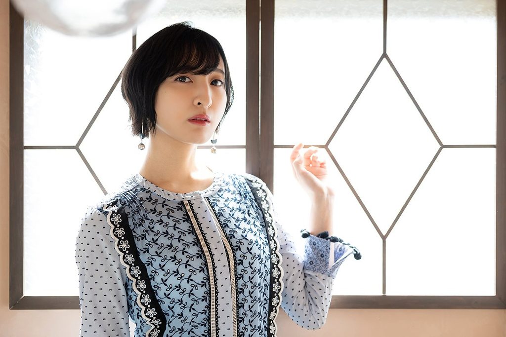 声優・佐倉綾音インタビュー#2「『お芝居は仮想現実だと思う』生々しさとアニメ芝居のはざまで思うこと」 - エンタメをもっと楽しむWebマガジン「J:magazine!」