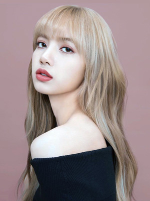 リサ（ラリサ・マノバン）｜BLACKPINK｜応援投票、身長、年齢など