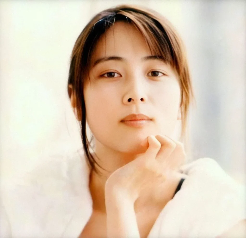 坂井泉水(ZARD)｜こたつねこ